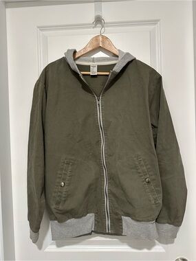 Balera Olive Utility Jacket with Gray Hood and Sleeve Cuff Accents Cotton